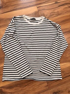 Zara Black & Cream Striped Crewneck Top